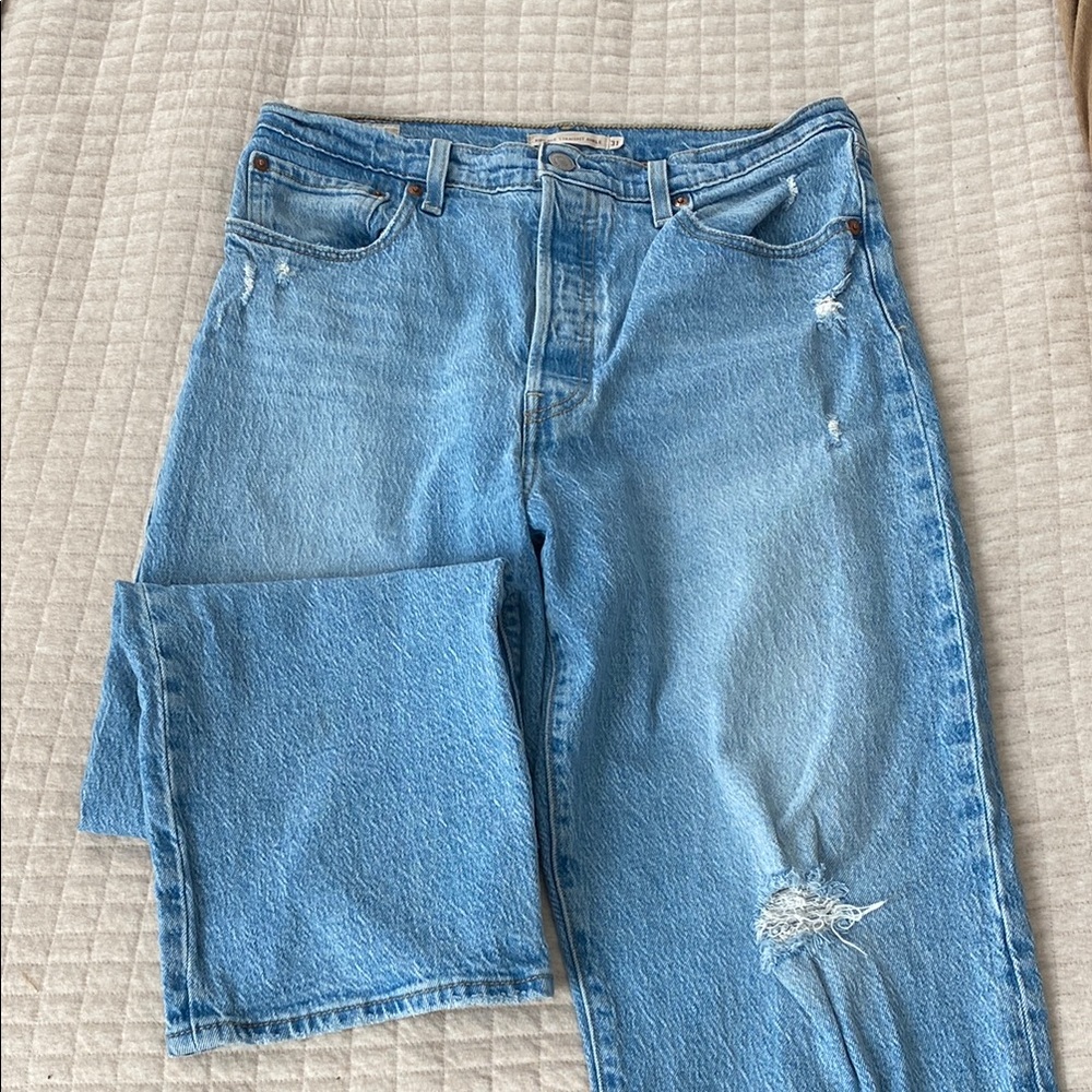 Levi’s Ribcage Jeans